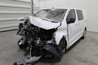 rozbiórka samochody osobowe Opel Vivaro  2023/8