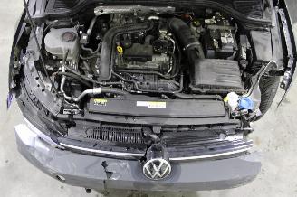 Volkswagen Golf  picture 16