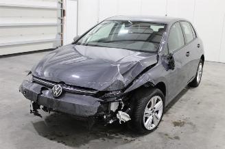 Unfallwagen Volkswagen Golf  2024/5