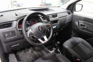Renault Express  picture 10