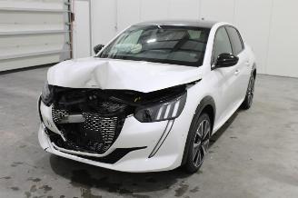 krockskadad bil auto Peugeot 208  2020/7