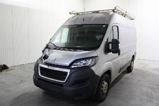 Unfallwagen Peugeot Boxer  2020/9