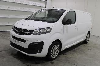 Vrakbiler auto Opel Vivaro  2023/8