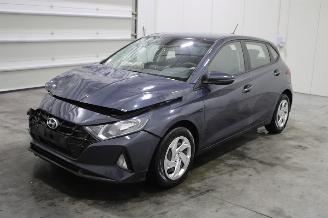 skadebil auto Hyundai I-20 i20 2022/8