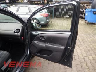 Peugeot 108 108, Hatchback, 2014 1.0 12V VVT-i picture 22