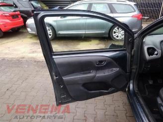 Peugeot 108 108, Hatchback, 2014 1.0 12V VVT-i picture 8