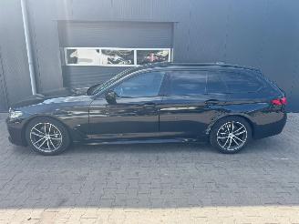 BMW 5-serie BMW 5er LCI Touring 530 d M Sport picture 2