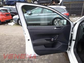 Volkswagen Polo Polo VI (AW1), Hatchback 5-drs, 2017 1.0 MPi 12V picture 8