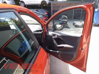 Peugeot 208 208 I (CA/CC/CK/CL), Hatchback, 2012 / 2019 1.2 Vti 12V PureTech 82 picture 12