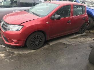 Salvage car Dacia Sandero BENZINE - 55KW - 1149CC 2014/7