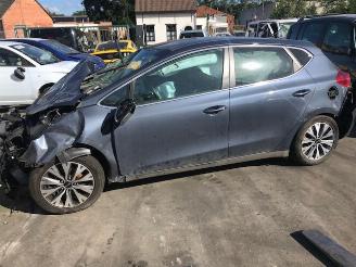 demontáž osobní automobily Kia Cee d benzine - 1000cc 2016/1