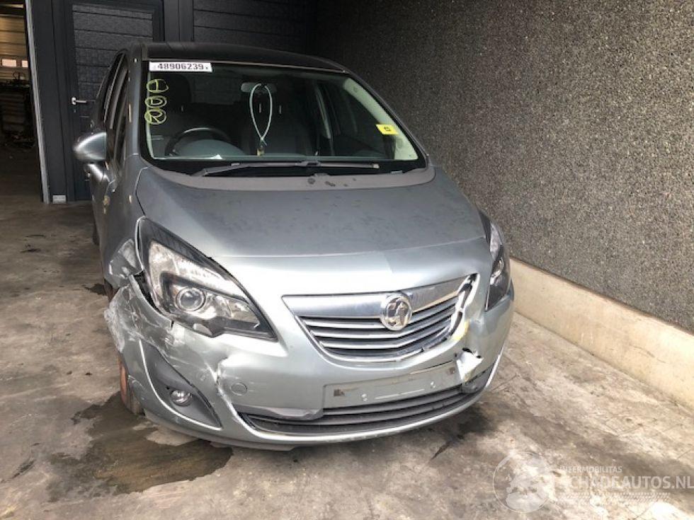 Opel Meriva 1700cc - diesel - 2014