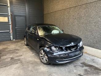Autoverwertung BMW 1-serie 116I E81 2010/1