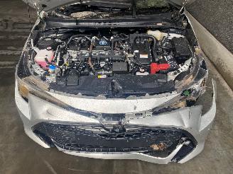 Toyota Corolla Corolla Touring Sport Combi 1.8 16V Hybrid Combi/o  Benzine 1.798cc 72kW (98pk) FWD picture 6