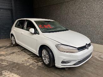 demontáž osobní automobily Volkswagen Golf Golf VII (AUA) Hatchback 2012 / 2019 1.0 TSI 12V Hatchback  Benzine 999cc 81kW (110pk) FWD 2017/7