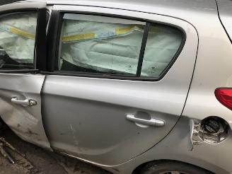 Hyundai I-20 Hatchback 2008 / 2015 1.4i 16V Hatchback  Benzine 1.396cc 74kW (101pk) FWD picture 6