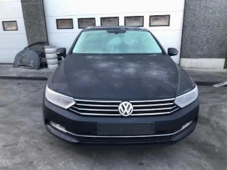 Vrakbiler auto Volkswagen Passat Passat (3G2), Sedan, 2014 1.6 TDI 16V 2019/2