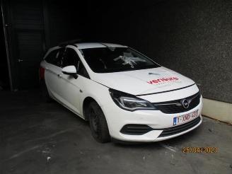 demontáž osobní automobily Opel Astra Astra K Sports Tourer, Combi, 2015 / 2022 1.5 CDTi 105 12V 2020/2