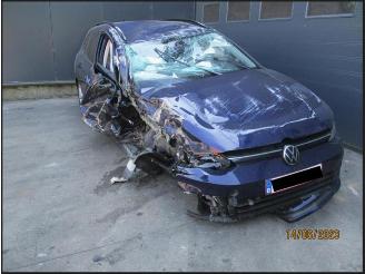 Vrakbiler auto Volkswagen Golf Golf VIII Variant (GC5), Combi, 2020 1.0 TSI 12V 2021/8