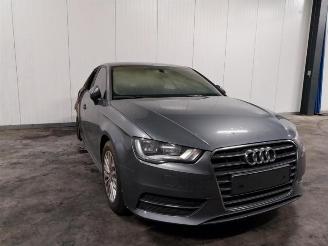 Vrakbiler auto Audi A3 A3 Sportback (8VA/8VF), Hatchback 5-drs, 2012 / 2020 1.6 TDI Ultra 16V 2016/1