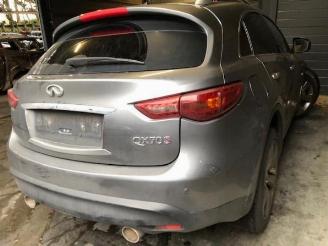 Infiniti QX70 QX70, SUV, 2013 3.0d V6 AWD picture 3
