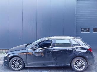 Audi A3 A3 Sportback (8VA/8VF), Hatchback 5-drs, 2012 / 2020 1.6 TDI Ultra 16V picture 10