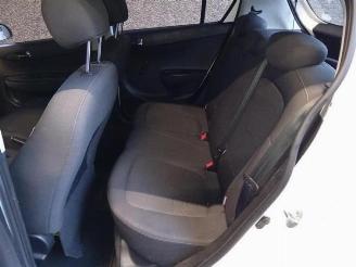 Hyundai I-20 i20, Hatchback, 2008 / 2015 1.2i 16V picture 17