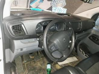 Peugeot Expert Expert (VA/VB/VE/VF/VY), Van, 2016 2.0 Blue HDi 120 16V picture 15