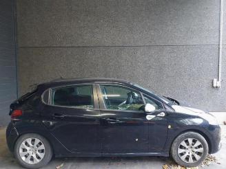 Peugeot 208 208 I (CA/CC/CK/CL), Hatchback, 2012 / 2019 1.2 Vti 12V PureTech picture 6