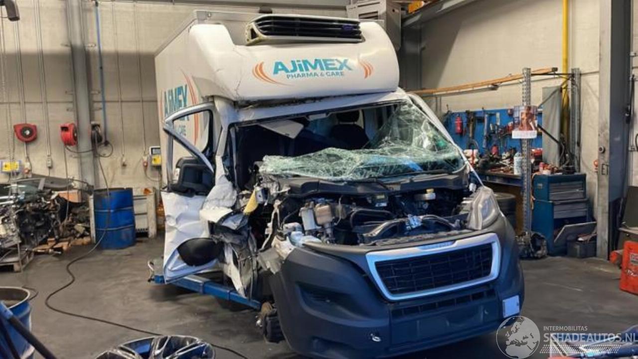 Peugeot Boxer Boxer (U9), Chassis-Cabine, 2006 2.0 BlueHDi 160