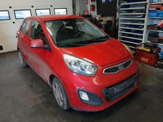 Vrakbiler auto Kia Picanto Picanto (TA), Hatchback, 2011 / 2017 1.0 12V 2012/10