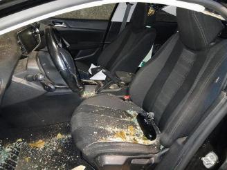 Peugeot 308 308 SW (L4/L9/LC/LJ/LR), Combi 5-drs, 2014 / 2021 1.2 12V e-THP PureTech 110 picture 14