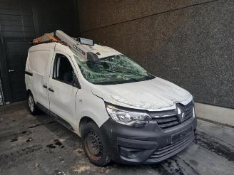 Vrakbiler auto Renault Express Express, Van, 2021 1.3 TCE 100 16V 2023/4