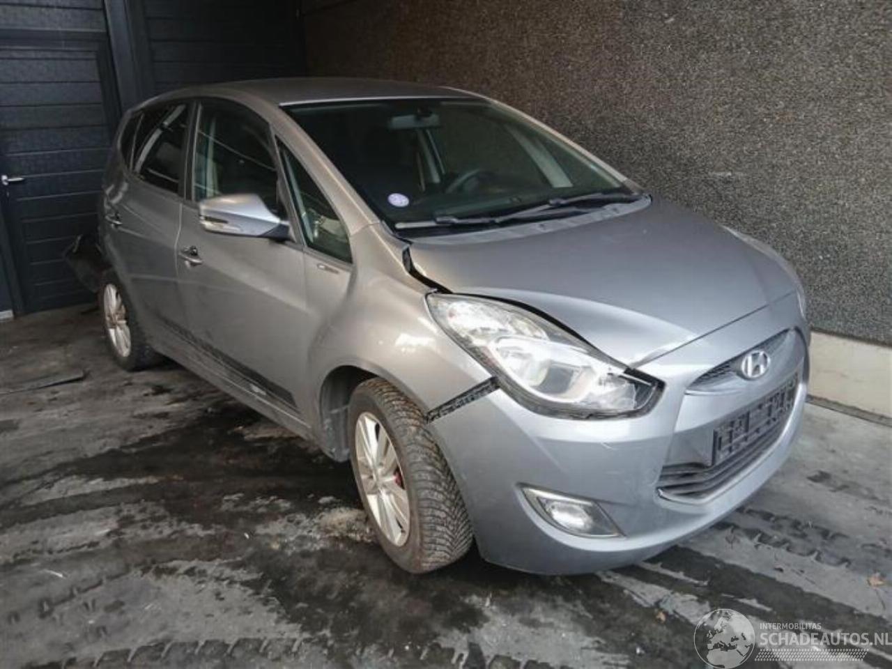 Hyundai Ix20 iX20 (JC), SUV, 2010 / 2019 1.4i 16V