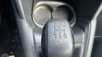 Peugeot 208  picture 14