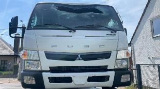 Mitsubishi Canter  picture 2