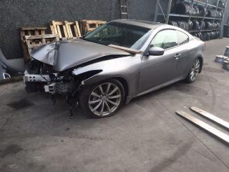Damaged car Infiniti G37  2008/1
