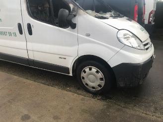 demontáž osobní automobily Nissan Primastar DIESEL - 2000CC - 6BAK 2010/1