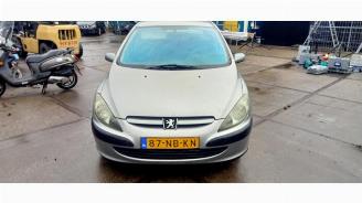 Peugeot 307 307 (3A/C/D), Hatchback, 2000 / 2009 2.0 16V picture 1
