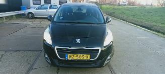 Avarii autoturisme Peugeot 5008  2015/1