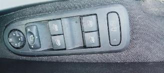 Peugeot 308  picture 8