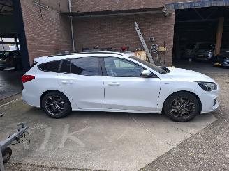 Ford Focus 15 ecoboost automaat 150 pk ST line picture 2