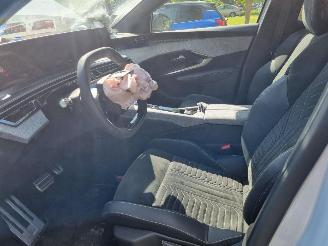 Peugeot 3008 Hybrid 136 Aut. GT picture 13