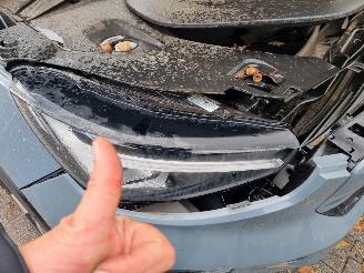 Volvo C-40 Recharge Plus 69KwH Pano Led SHZ picture 12