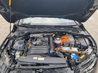 Volkswagen Golf eHybrid Pano Navi Led picture 8