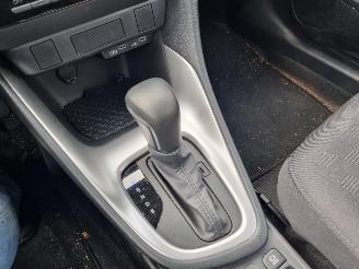 Toyota Yaris Hybrid 115 First Edition picture 16