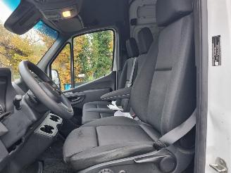 Mercedes Sprinter 315 CDI Aut. L3 H2 Maxi Airco Mbux Navi picture 12