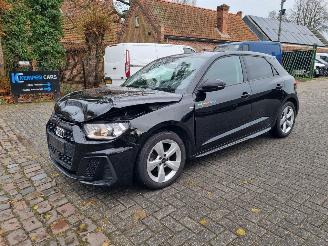 skadebil auto Audi A1 25 TFSI Aut Sline Navi Stoelverw 2023/4
