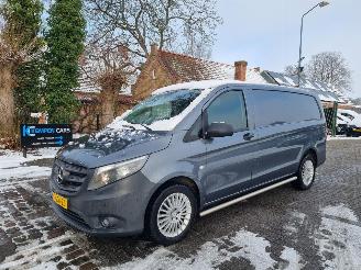 krockskadad bil auto Mercedes Vito 114 CDI Aut Lang 2015/6