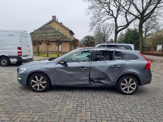 Volvo V-60 2.0d D2 Aut. Navi picture 6